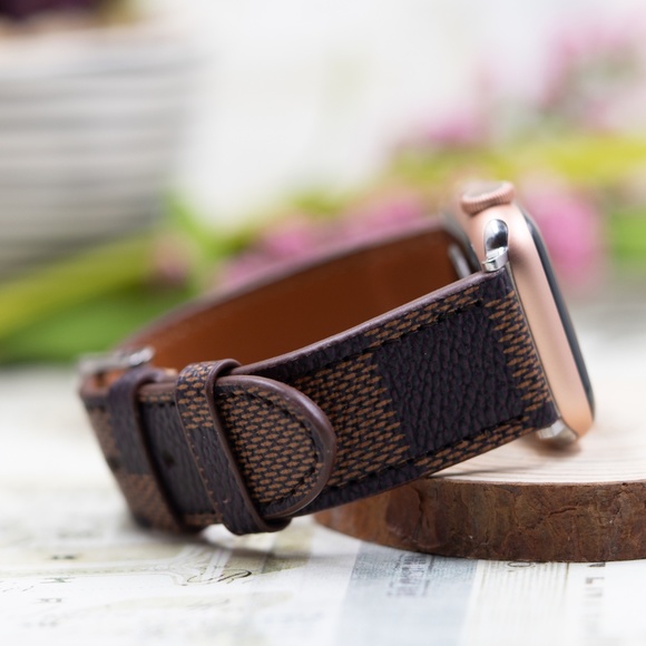 Checker Damier Apple Watch Band Ebène Brown Checker Leather 38/40/41 & 42/44/45 - Picture 2 of 5
